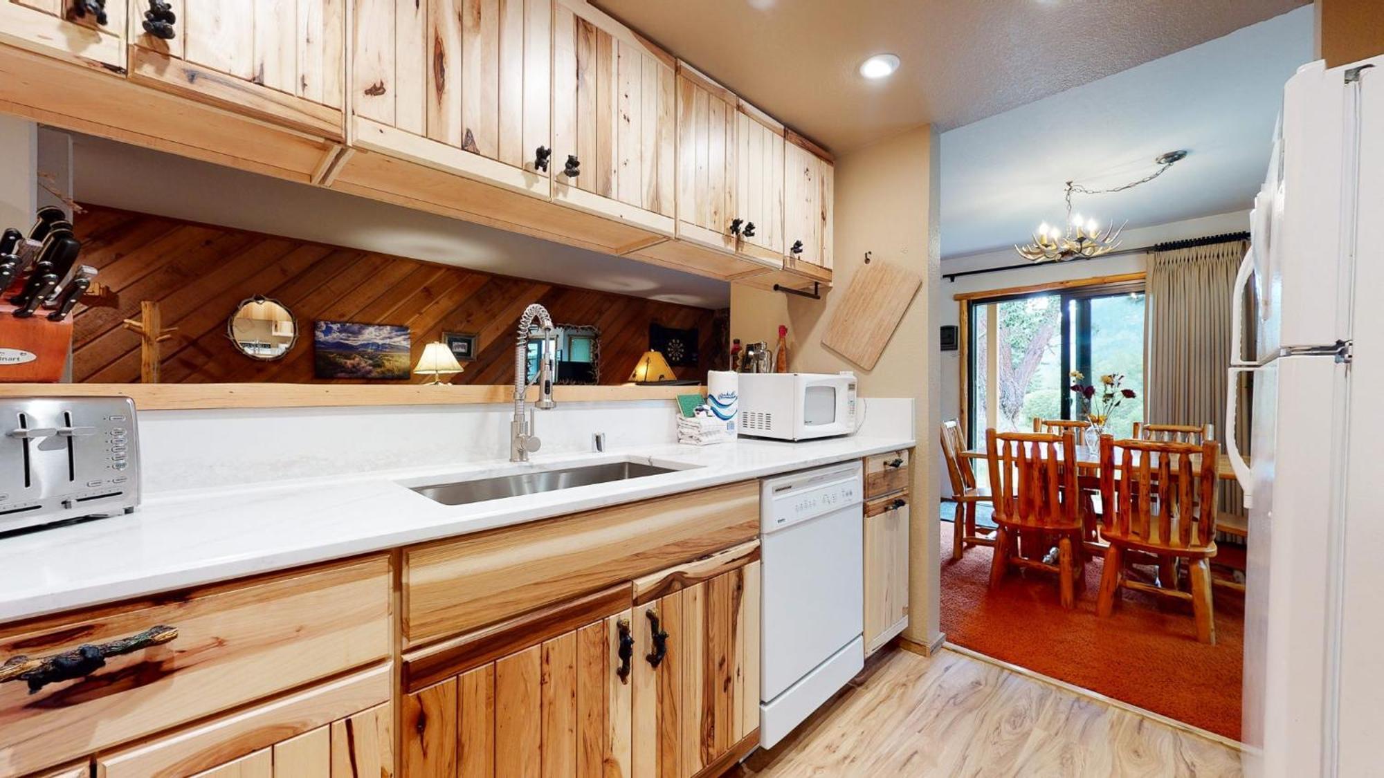 Snowcreek 253 *